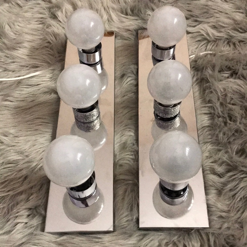 Vanity hook on lights